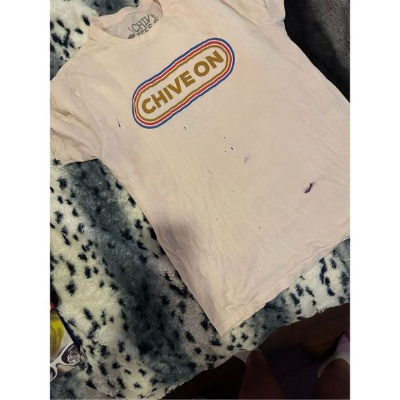 Chive T-Shirt - Tan Chive On - Size Large - Picture 1 of 4